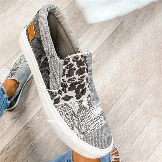 Women's Slip on Casual Sneakers Comfortable Tennis Shoes Work Nurse Flat Shoes