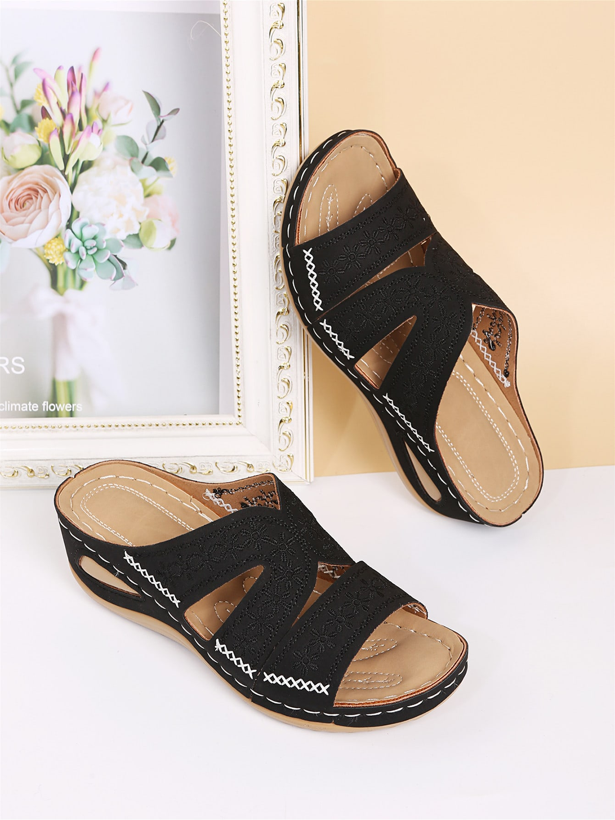 Flower Embroidered Casual Beach Sandals Slippers