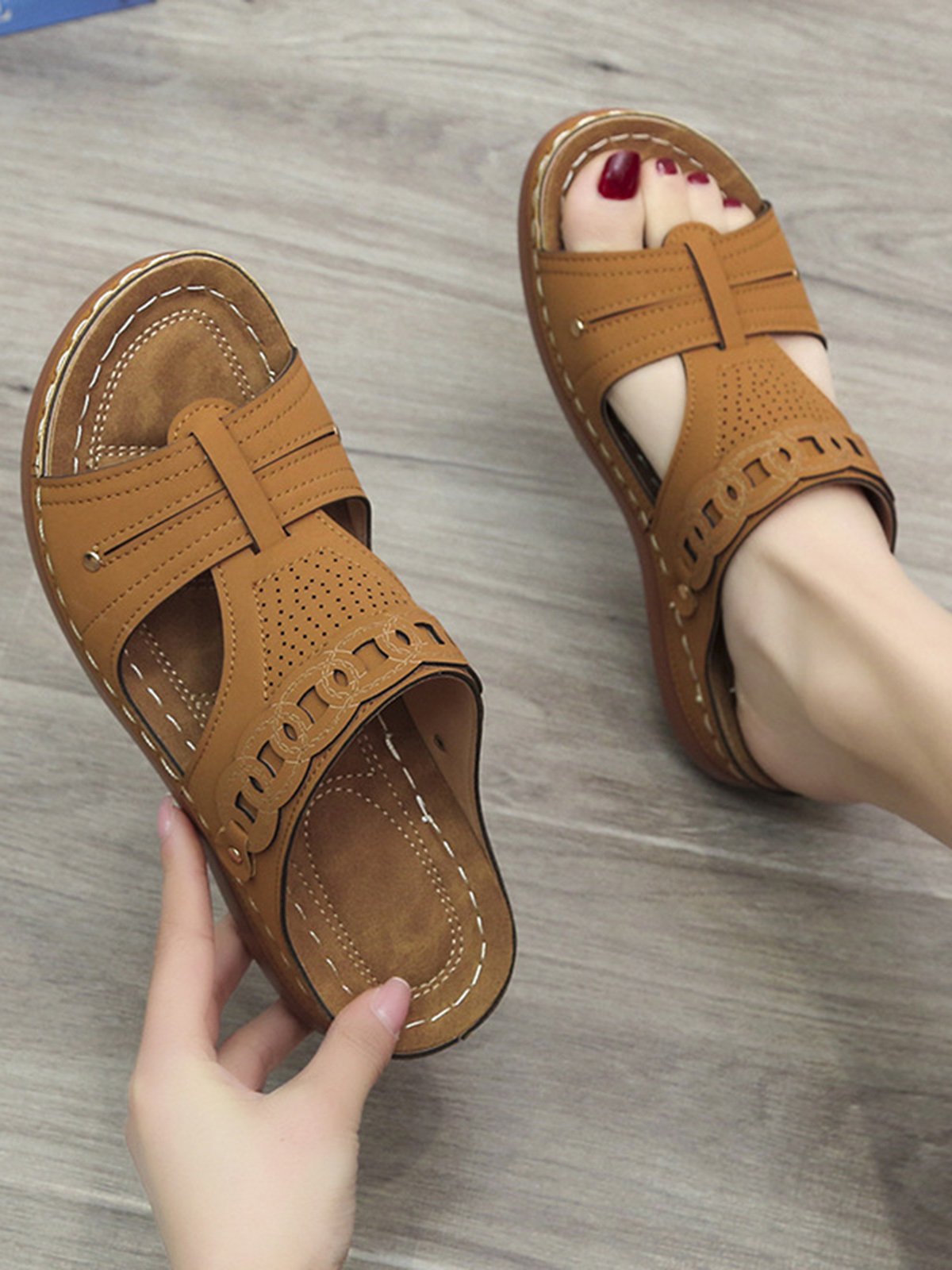 Retro Hollow Breathable Casual Sandals